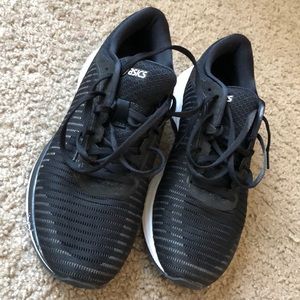 ASICS Men’s Black DynaFlyte 2